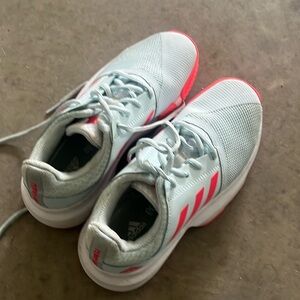 Gently used addidas kids tennis shoes/sneakers. Size 3